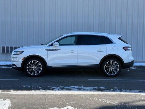 Used 2023 Lincoln Nautilus Reserve w/ Equipment Group 201A image 2