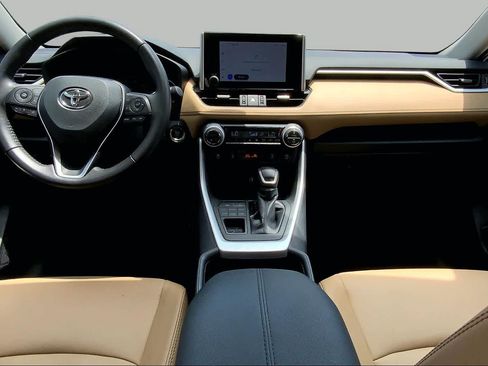Used 2025 Toyota RAV4 XLE Premium AWD/4WD image 16