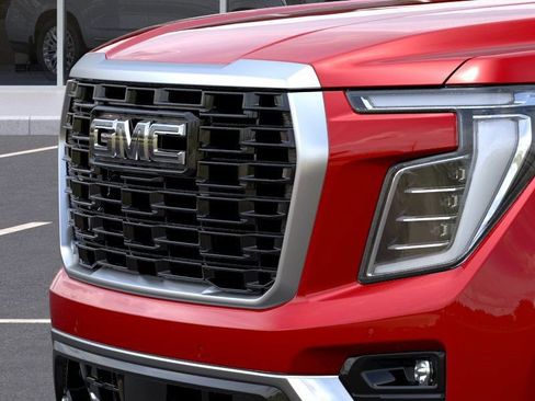 New 2026 GMC Yukon Denali w/ Denali Reserve Package AWD/4WD image 15