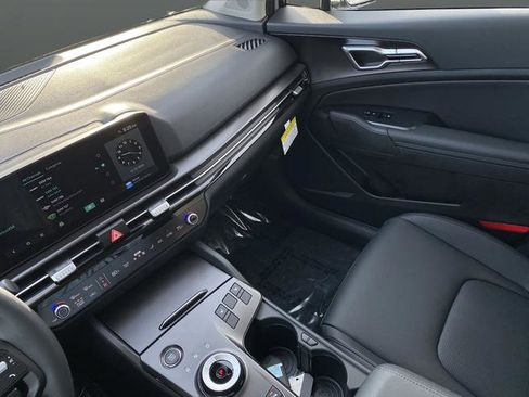 New 2026 Kia Sportage EX image 23