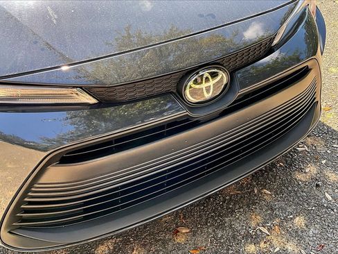 Certified 2024 Toyota Corolla LE image 30