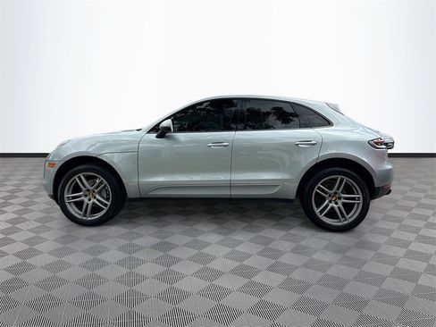 Used 2021 Porsche Macan image 9