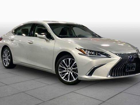 Used 2019 Lexus ES 300h w/ Premium Package FWD image 3