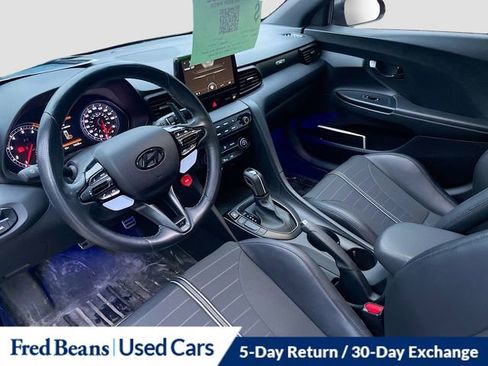 Used 2022 Hyundai Veloster N image 11