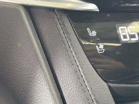 Used 2024 Cadillac XT6 Sport AWD/4WD image 22
