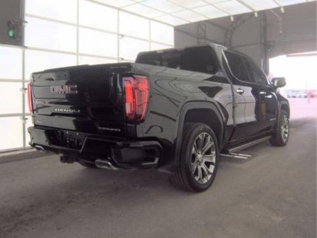 Used 2024 GMC Sierra 1500 Denali w/ Denali Reserve Package RWD image 2