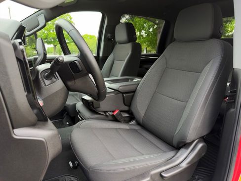 Used 2025 GMC Sierra 2500 SLE AWD/4WD image 13
