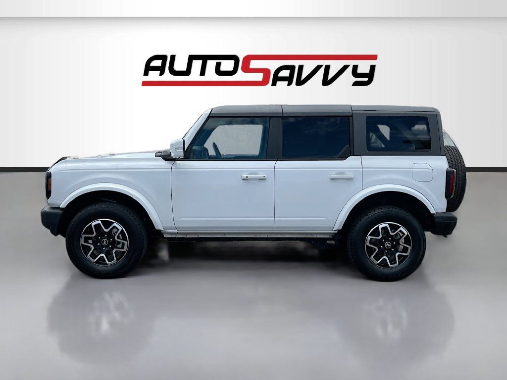Used 2025 Ford Bronco Outer Banks AWD/4WD image 4