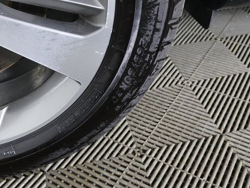 Used 2024 Genesis GV80 3.5T image 23