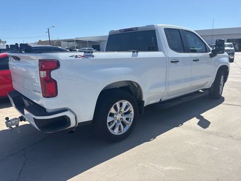 Used 2024 Chevrolet Silverado 1500 Custom AWD/4WD image 2