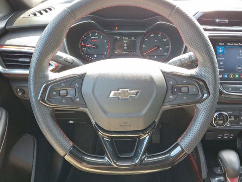 Used 2023 Chevrolet TrailBlazer RS w/ Convenience Package FWD image 19