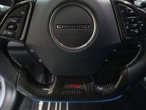 Used 2016 Chevrolet Camaro SS RWD image 18