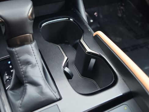 Certified 2024 Lexus ES 350 Ultra Luxury w/ Accessory Package (Z2) image 30