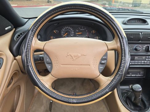 Used 1997 Ford Mustang GT RWD image 16