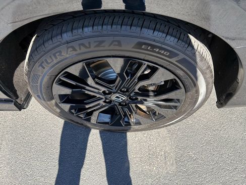 Used 2025 Honda Odyssey Sport-L image 12