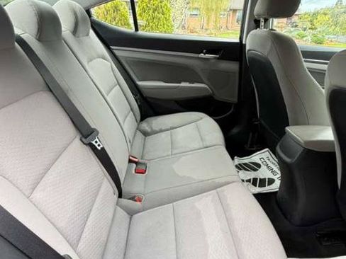Used 2020 Hyundai Elantra SEL FWD image 6