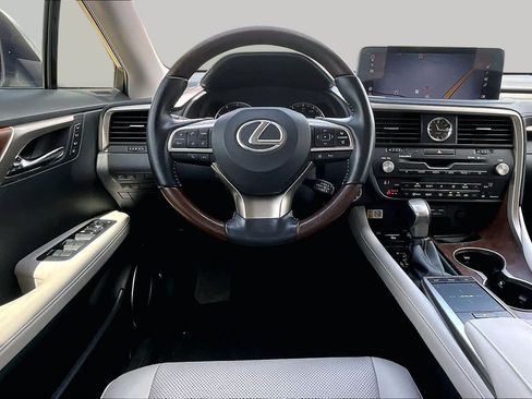Used 2022 Lexus RX 350L FWD w/ Premium Package image 6