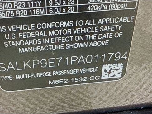 Certified 2023 Land Rover Range Rover SE AWD/4WD image 34