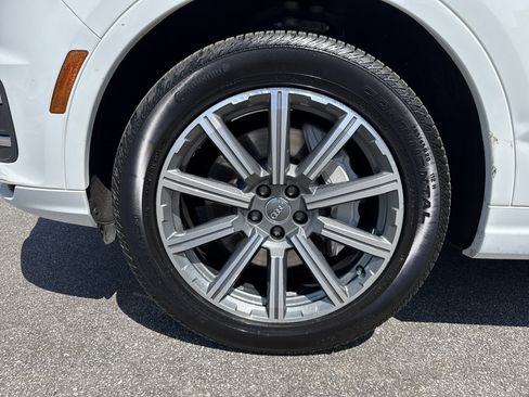 Used 2017 Audi Q7 3.0T Prestige AWD/4WD image 13