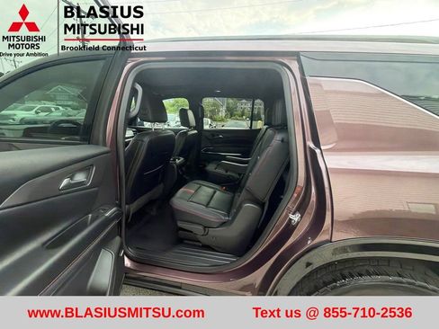 Used 2025 Chevrolet Traverse RS w/ LPO, Floor Liner Package AWD/4WD image 54