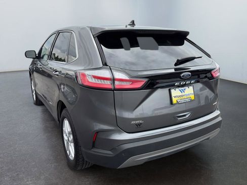 Used 2024 Ford Edge SEL image 3