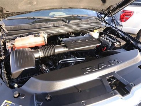 Used 2023 RAM 1500 Big Horn image 25