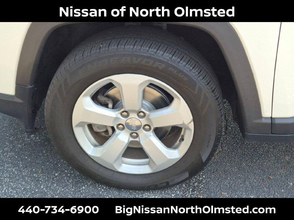 Used 2019 Jeep Compass Latitude w/ Popular Equipment Group AWD/4WD image 29