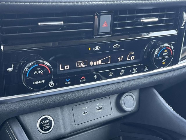Used 2023 Nissan Rogue SL w/ SL Premium Package AWD/4WD image 33