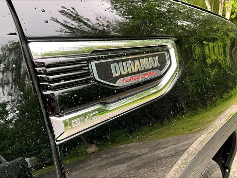 Used 2023 GMC Sierra 1500 Denali w/ Denali Reserve Package AWD/4WD image 10