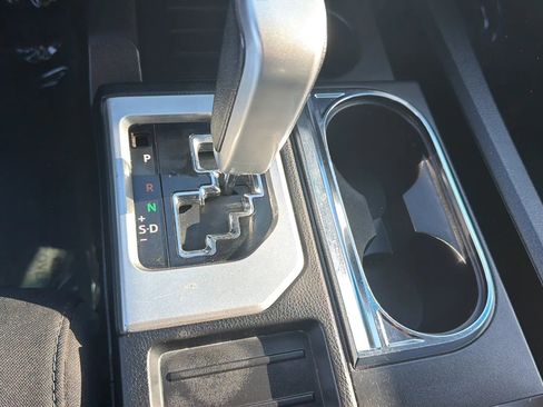 Used 2015 Toyota Tundra SR5 image 18