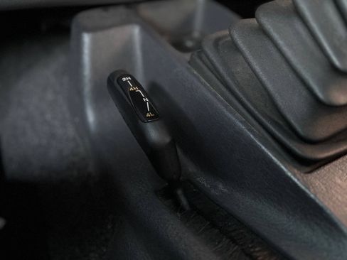 Used 1998 Jeep Wrangler SE AWD/4WD image 21