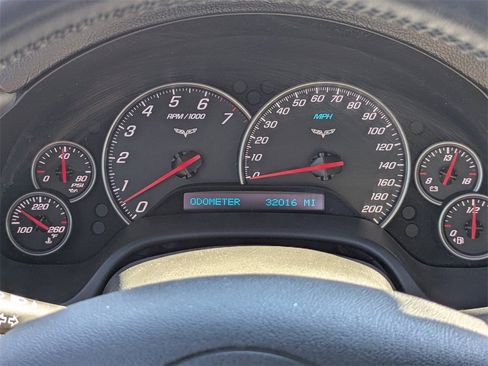 Used 2007 Chevrolet Corvette Convertible w/ Preferred Equipment Group image 28