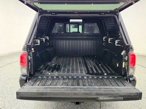 Used 2019 Toyota Tacoma TRD Pro AWD/4WD image 23