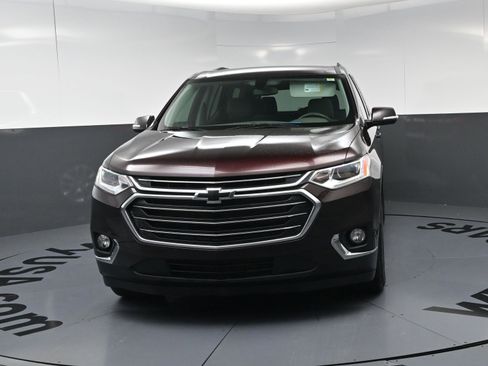 Used 2020 Chevrolet Traverse LT FWD image 5