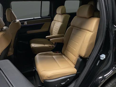 New 2026 Hyundai Santa Fe Calligraphy image 31