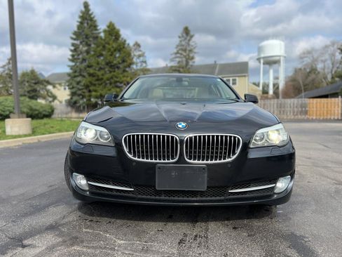 Used 2011 BMW 535i xDrive Sedan image 12