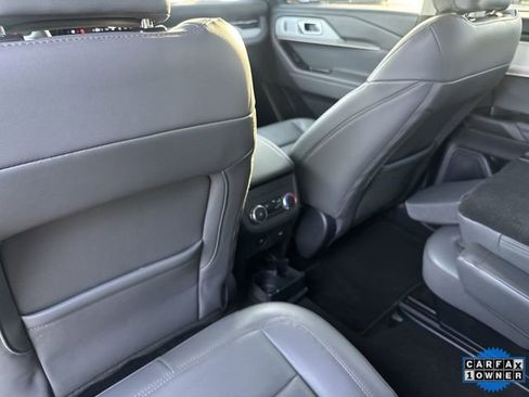 Used 2025 Ford Explorer Active w/ Active Comfort Package RWD image 26