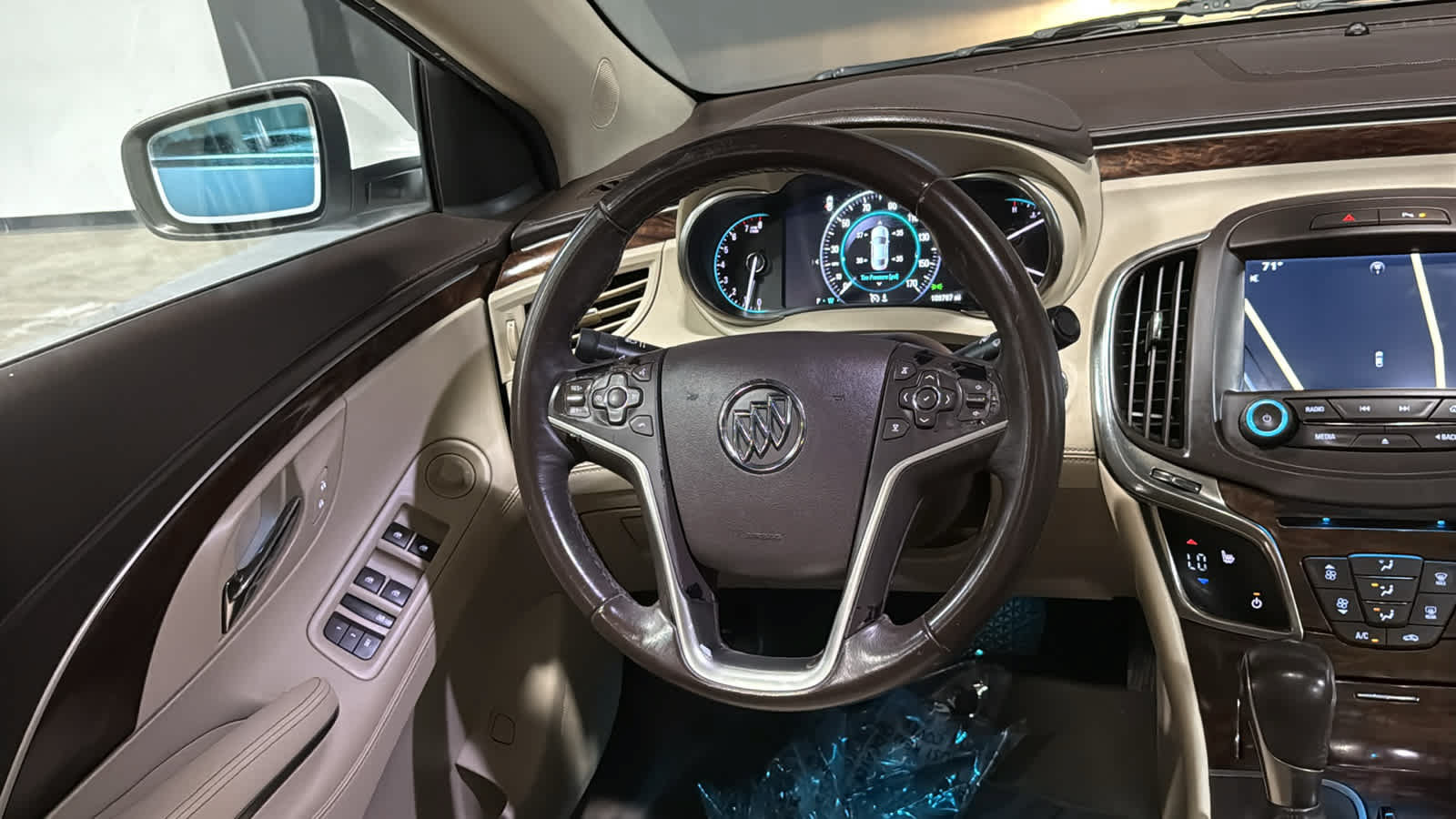 Used 2015 Buick LaCrosse Leather FWD image 22