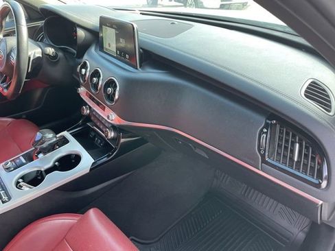 Used 2021 Kia Stinger GT2 AWD/4WD image 18