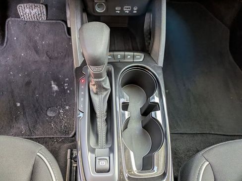 Used 2022 Chevrolet TrailBlazer LT image 18