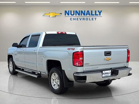 Used 2018 Chevrolet Silverado 1500 LT w/ All Star Edition AWD/4WD image 3