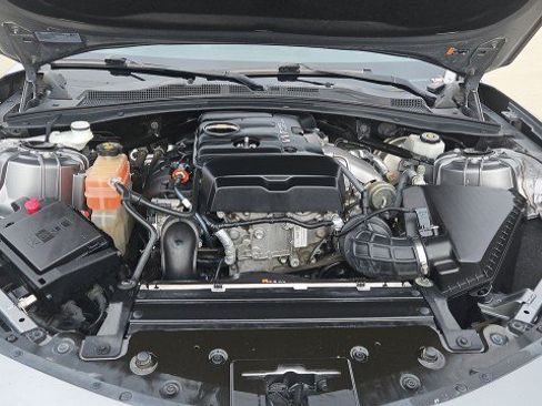 Used 2019 Chevrolet Camaro LT RWD image 29