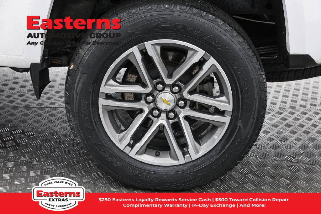 Used 2022 Chevrolet Colorado LT w/ Luxury Package AWD/4WD image 35