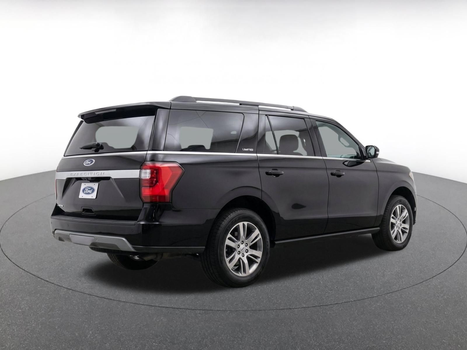 Used 2024 Ford Expedition Max Limited RWD image 8
