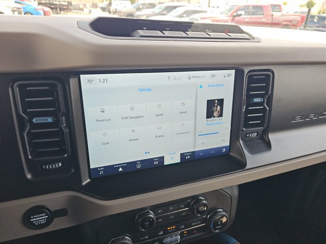 Used 2022 Ford Bronco Wildtrak AWD/4WD image 12