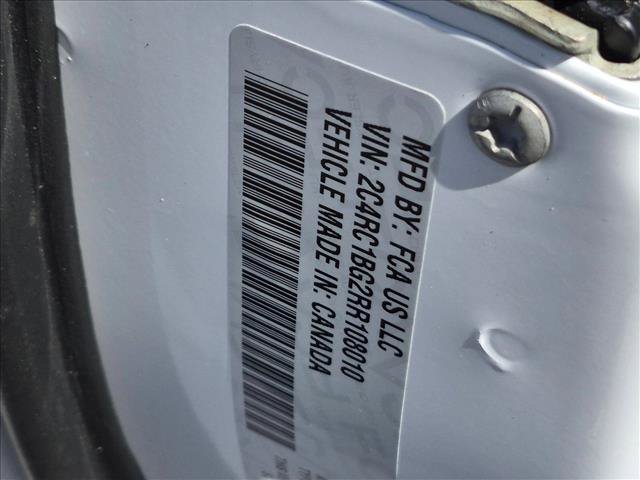 Used 2024 Chrysler Pacifica Touring-L w/ S Appearance Package FWD image 15