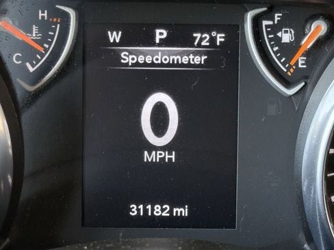 Used 2022 Jeep Gladiator Sport AWD/4WD image 16