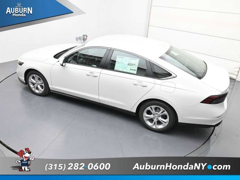 New 2025 Honda Accord LX image 27