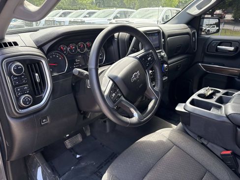 Used 2022 Chevrolet Silverado 1500 RST w/ Safety Package AWD/4WD image 17