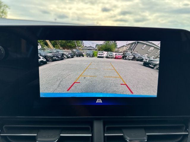 Used 2025 Chevrolet Trax LT w/ Driver Confidence Package FWD image 22